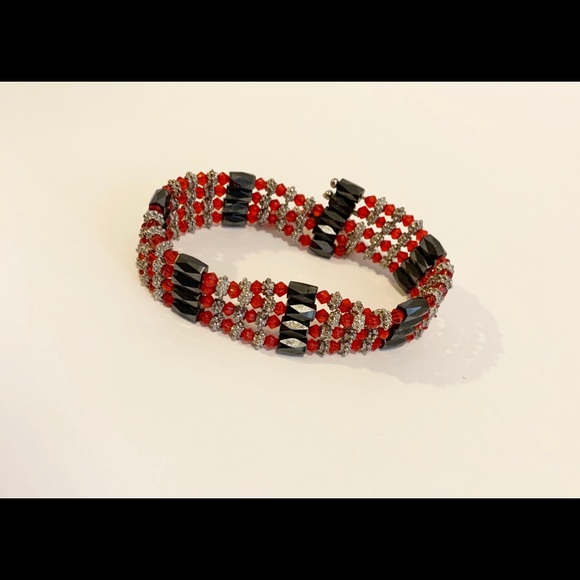 Magnetic Jewlry - Picture 2 of 4